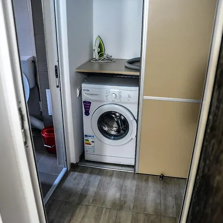 Apartamento Garsoniera 1 Vila Tomis Sat Vacanta